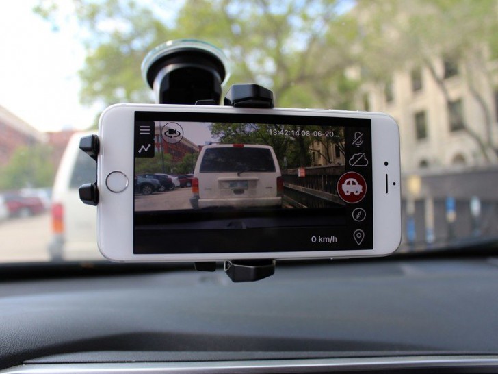 ใช้มือถือเก่าเป็น กล้องติดรถยนต์ (Use Old Mobile Phone as a Dashcam)