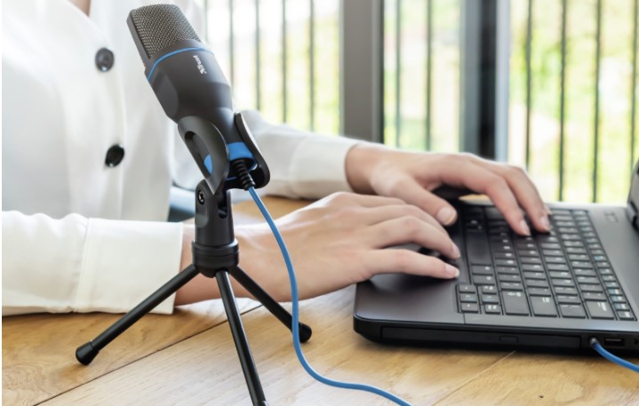 ใช้มือถือเก่าเป็น ไมโครโฟนใช้กับคอมพิวเตอร์ (Use Old Mobile Phone as a Computer Microphone)