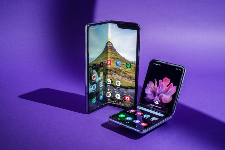 มือถือพับได้ (Foldable Phone) คืออะไร ?