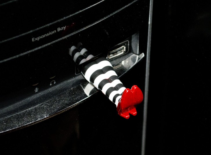 วิธียืดอายุการใช้งาน USB Flash Drive มาถนอมการใช้งานแฟลชไดร์ฟ ของคุณกัน