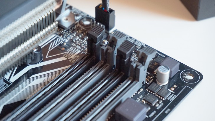 จำนวนช่องใส่แรม (Number of RAM Slots)