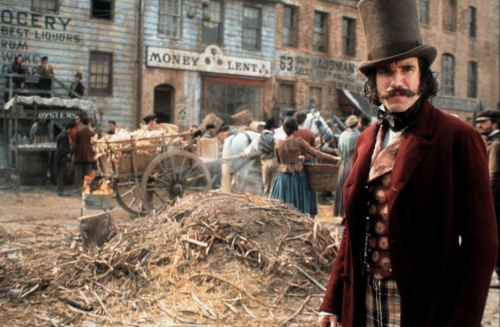 Daniel Day-Lewis ในบท Bill “The Butcher” Cutting จากหนัง ภาพยนตร์ Gangs of New York ค.ศ. 2002 (พ.ศ. 2545)