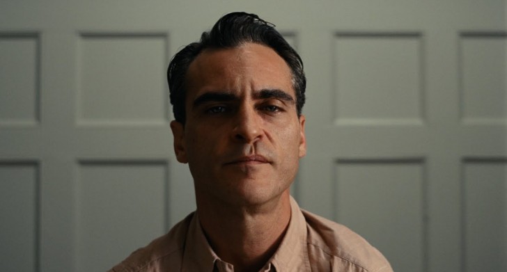 Joaquin Phoenix ในบท Freddy Quell จากหนัง ภาพยนตร์ The Master ค.ศ. 2012 (พ.ศ. 2555)