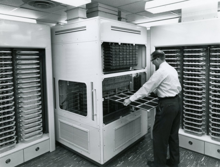 Interrupt คืออะไร ? รู้จักกลไก กระบวนการขัดจังหวะ ในระบบคอมพิวเตอร์