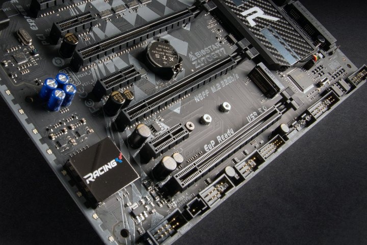 มาตรฐาน PCIe คืออะไร ? พร้อมรู้จัก PCIe 7.0 และความแตกต่างจากรุ่นก่อน ?