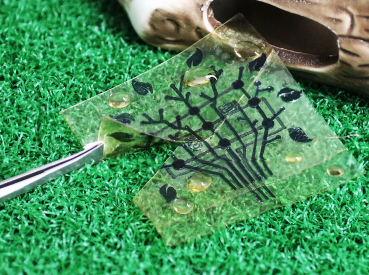 Biodegradable Electronic คืออะไร ? จะเป็นอย่างไรหากขยะอิเล็กทรอนิกส์ย่อยสลายได้เองตามธรรมชาติ ? Biodegradable Electronic คืออะไร ? จะเป็นอย่างไรหากขยะอิเล็กทรอนิกส์ย่อยสลายได้เองตามธรรมชาติ ?